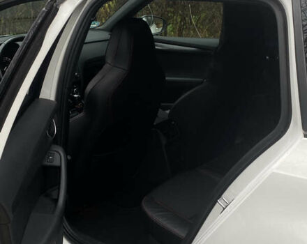 Білий Шкода Октавія, об'ємом двигуна 1.97 л та пробігом 307 тис. км за 15999 $, фото 7 на Automoto.ua