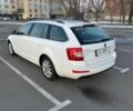 Белый Шкода Октавия, объемом двигателя 1.6 л и пробегом 248 тыс. км за 6500 $, фото 3 на Automoto.ua