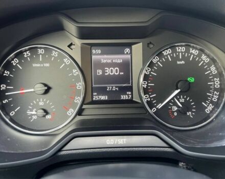 Белый Шкода Октавия, объемом двигателя 1.6 л и пробегом 260 тыс. км за 11200 $, фото 10 на Automoto.ua