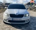 Белый Шкода Октавия, объемом двигателя 2 л и пробегом 298 тыс. км за 12500 $, фото 4 на Automoto.ua
