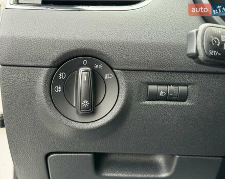 Білий Шкода Октавія, об'ємом двигуна 1.6 л та пробігом 204 тис. км за 11299 $, фото 48 на Automoto.ua