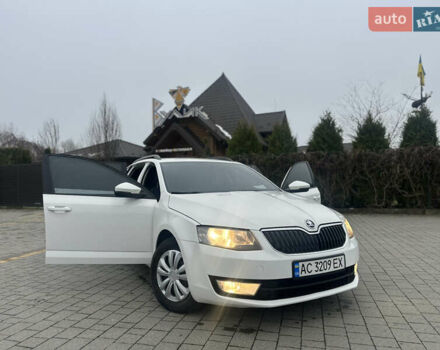 Білий Шкода Октавія, об'ємом двигуна 1.6 л та пробігом 284 тис. км за 8600 $, фото 21 на Automoto.ua