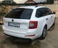 Белый Шкода Октавия, объемом двигателя 1.6 л и пробегом 238 тыс. км за 10100 $, фото 1 на Automoto.ua