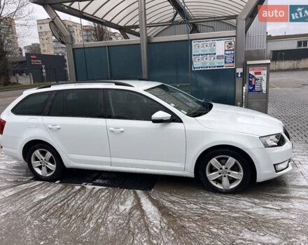 Белый Шкода Октавия, объемом двигателя 1.97 л и пробегом 285 тыс. км за 9500 $, фото 3 на Automoto.ua