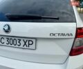 Білий Шкода Октавія, об'ємом двигуна 2 л та пробігом 261 тис. км за 13500 $, фото 2 на Automoto.ua