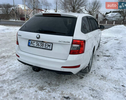 Белый Шкода Октавия, объемом двигателя 1.6 л и пробегом 250 тыс. км за 10500 $, фото 13 на Automoto.ua