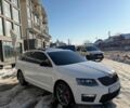 Белый Шкода Октавия, объемом двигателя 2 л и пробегом 280 тыс. км за 13000 $, фото 2 на Automoto.ua