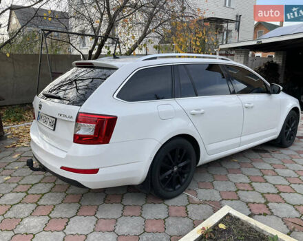 Белый Шкода Октавия, объемом двигателя 1.97 л и пробегом 353 тыс. км за 14000 $, фото 4 на Automoto.ua