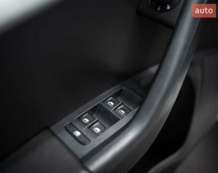 Белый Шкода Октавия, объемом двигателя 1.2 л и пробегом 253 тыс. км за 7500 $, фото 16 на Automoto.ua