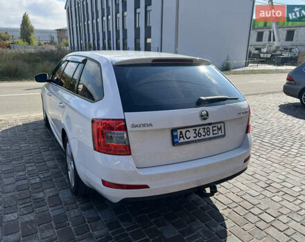 Белый Шкода Октавия, объемом двигателя 1.6 л и пробегом 248 тыс. км за 11500 $, фото 23 на Automoto.ua