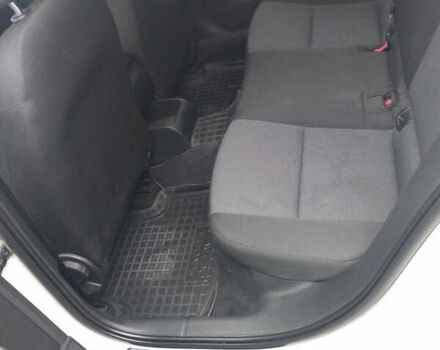 Белый Шкода Октавия, объемом двигателя 1.6 л и пробегом 340 тыс. км за 9500 $, фото 14 на Automoto.ua