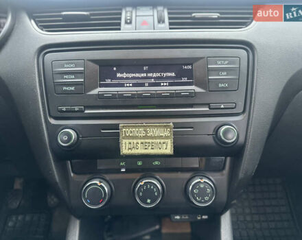 Білий Шкода Октавія, об'ємом двигуна 1.6 л та пробігом 284 тис. км за 8600 $, фото 33 на Automoto.ua