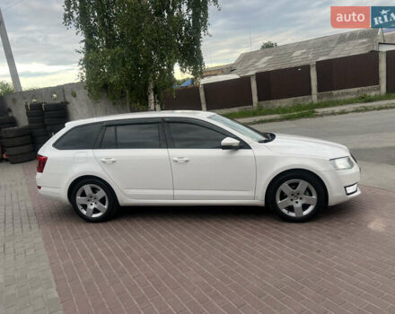 Белый Шкода Октавия, объемом двигателя 1.6 л и пробегом 240 тыс. км за 10300 $, фото 13 на Automoto.ua