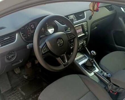 Белый Шкода Октавия, объемом двигателя 1.6 л и пробегом 245 тыс. км за 10300 $, фото 16 на Automoto.ua