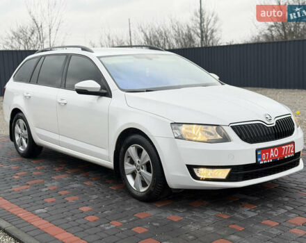 Белый Шкода Октавия, объемом двигателя 1.6 л и пробегом 250 тыс. км за 10700 $, фото 2 на Automoto.ua
