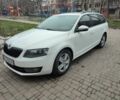 Белый Шкода Октавия, объемом двигателя 1.6 л и пробегом 230 тыс. км за 9600 $, фото 1 на Automoto.ua