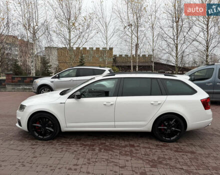 Белый Шкода Октавия, объемом двигателя 2 л и пробегом 230 тыс. км за 15200 $, фото 12 на Automoto.ua