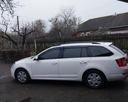 Белый Шкода Октавия, объемом двигателя 1.6 л и пробегом 340 тыс. км за 9500 $, фото 4 на Automoto.ua