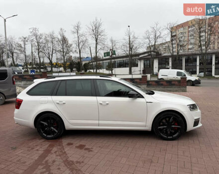 Белый Шкода Октавия, объемом двигателя 2 л и пробегом 230 тыс. км за 15200 $, фото 26 на Automoto.ua