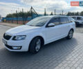 Білий Шкода Октавія, об'ємом двигуна 1.6 л та пробігом 248 тис. км за 10700 $, фото 3 на Automoto.ua