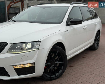 Белый Шкода Октавия, объемом двигателя 2 л и пробегом 230 тыс. км за 15300 $, фото 62 на Automoto.ua