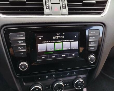 Шкода Октавия 2014 в Казатине на Automoto.ua Белый Шкода Октавия, объемом двигателя 1.97 л и пробегом 199 тыс. км за 11500 $, фото 24 на Automoto.ua