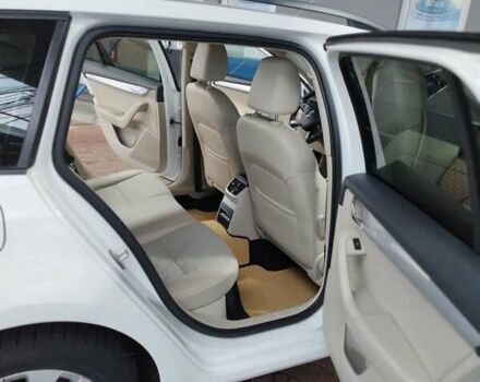 Шкода Октавія 2014 у Одесі на Automoto.ua Білий Шкода Октавія, об'ємом двигуна 2 л та пробігом 280 тис. км за 10500 $, фото 10 на Automoto.ua