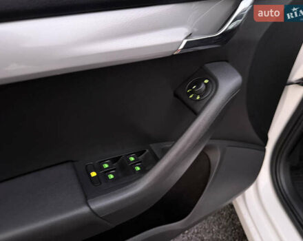 Белый Шкода Октавия, объемом двигателя 1.6 л и пробегом 283 тыс. км за 9800 $, фото 30 на Automoto.ua