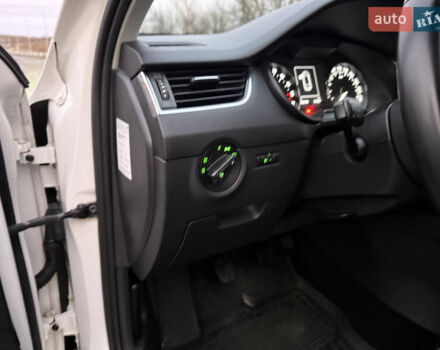 Белый Шкода Октавия, объемом двигателя 1.6 л и пробегом 283 тыс. км за 9800 $, фото 29 на Automoto.ua