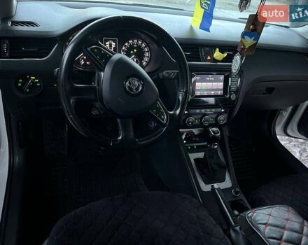 Белый Шкода Октавия, объемом двигателя 1.6 л и пробегом 179 тыс. км за 11200 $, фото 4 на Automoto.ua