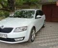 Белый Шкода Октавия, объемом двигателя 1.97 л и пробегом 235 тыс. км за 12500 $, фото 1 на Automoto.ua