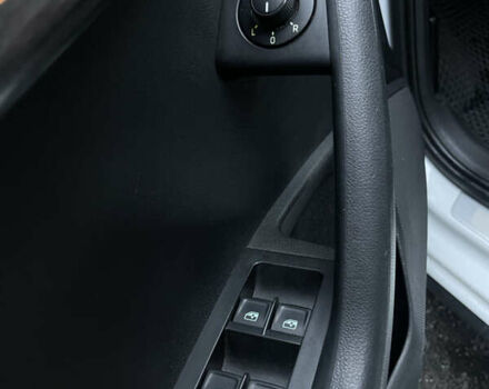 Білий Шкода Октавія, об'ємом двигуна 1.97 л та пробігом 278 тис. км за 13400 $, фото 8 на Automoto.ua