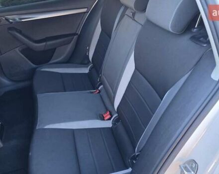 Білий Шкода Октавія, об'ємом двигуна 2 л та пробігом 230 тис. км за 12300 $, фото 16 на Automoto.ua