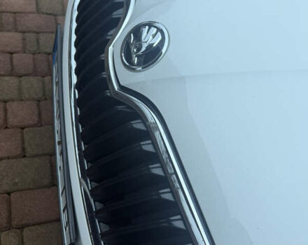 Белый Шкода Октавия, объемом двигателя 2.01 л и пробегом 300 тыс. км за 16500 $, фото 4 на Automoto.ua