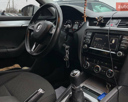 Белый Шкода Октавия, объемом двигателя 1.6 л и пробегом 260 тыс. км за 10999 $, фото 17 на Automoto.ua