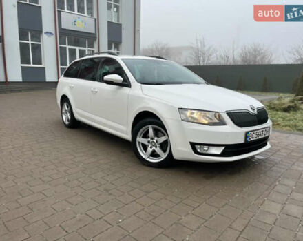 Белый Шкода Октавия, объемом двигателя 1.97 л и пробегом 320 тыс. км за 11800 $, фото 1 на Automoto.ua