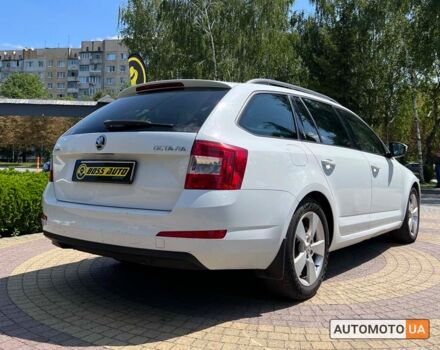 Шкода Октавия 2015 в Львове на Automoto.ua Белый Шкода Октавия, объемом двигателя 1.6 л и пробегом 224 тыс. км за 12150 $, фото 6 на Automoto.ua