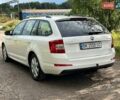 Білий Шкода Октавія, об'ємом двигуна 1.6 л та пробігом 231 тис. км за 10500 $, фото 5 на Automoto.ua