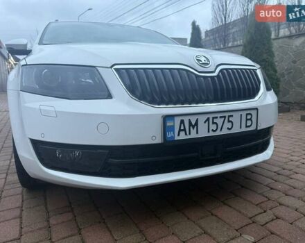 Белый Шкода Октавия, объемом двигателя 1.97 л и пробегом 300 тыс. км за 12500 $, фото 7 на Automoto.ua