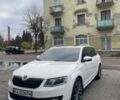 Белый Шкода Октавия, объемом двигателя 2 л и пробегом 284 тыс. км за 14900 $, фото 1 на Automoto.ua