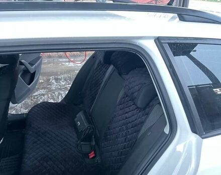 Белый Шкода Октавия, объемом двигателя 1.6 л и пробегом 179 тыс. км за 11200 $, фото 5 на Automoto.ua