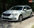 Білий Шкода Октавія, об'ємом двигуна 1.6 л та пробігом 275 тис. км за 10900 $, фото 1 на Automoto.ua