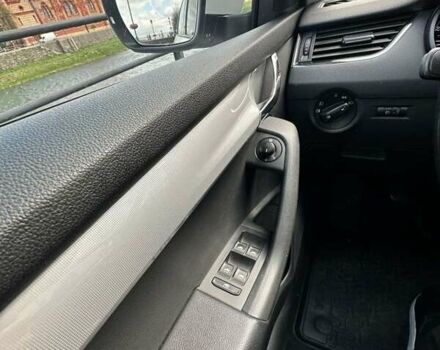 Белый Шкода Октавия, объемом двигателя 1.6 л и пробегом 299 тыс. км за 9000 $, фото 5 на Automoto.ua