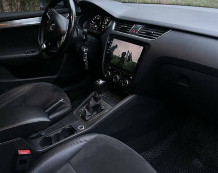 Білий Шкода Октавія, об'ємом двигуна 1.97 л та пробігом 278 тис. км за 13400 $, фото 12 на Automoto.ua