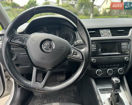 Белый Шкода Октавия, объемом двигателя 1.97 л и пробегом 286 тыс. км за 12500 $, фото 2 на Automoto.ua