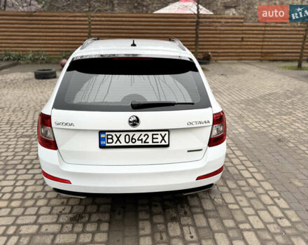 Белый Шкода Октавия, объемом двигателя 1.6 л и пробегом 253 тыс. км за 10500 $, фото 12 на Automoto.ua