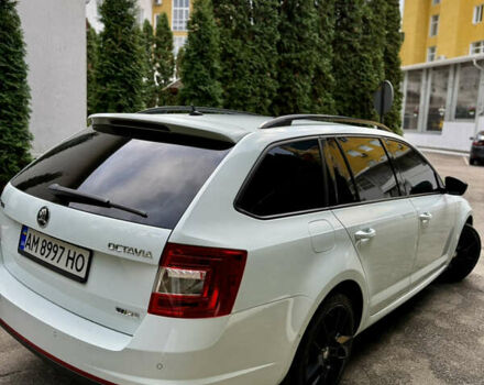 Шкода Октавия 2015 в Киеве на Automoto.ua Белый Шкода Октавия, объемом двигателя 2 л и пробегом 297 тыс. км за 12000 $, фото 16 на Automoto.ua