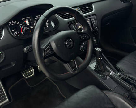 Белый Шкода Октавия, объемом двигателя 1.97 л и пробегом 280 тыс. км за 13700 $, фото 5 на Automoto.ua