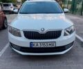 Білий Шкода Октавія, об'ємом двигуна 1.6 л та пробігом 387 тис. км за 14750 $, фото 1 на Automoto.ua