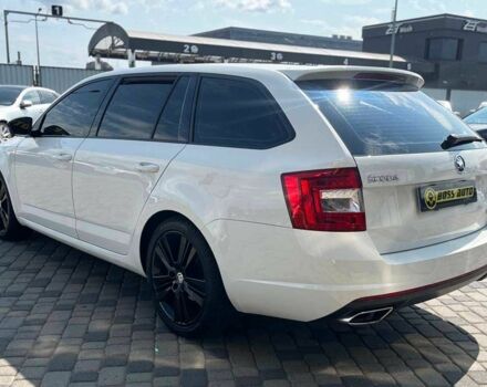 Білий Шкода Октавія, об'ємом двигуна 2 л та пробігом 313 тис. км за 13700 $, фото 4 на Automoto.ua